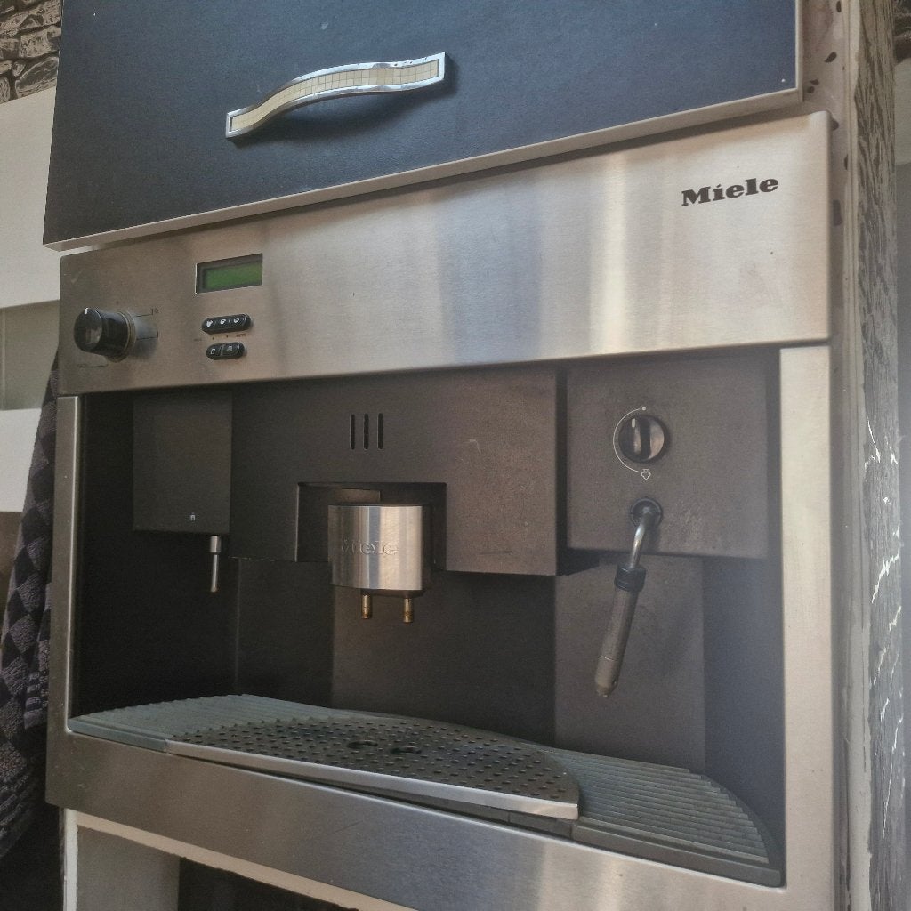 ingebouwde koffiemachine, Elektronische apparatuur, Koffiezetapparaten, Ophalen, Gebruikt, Koffiemachine, Koffiebonen