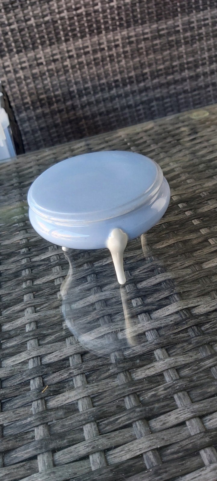 Blauw potje Limoges, Ophalen