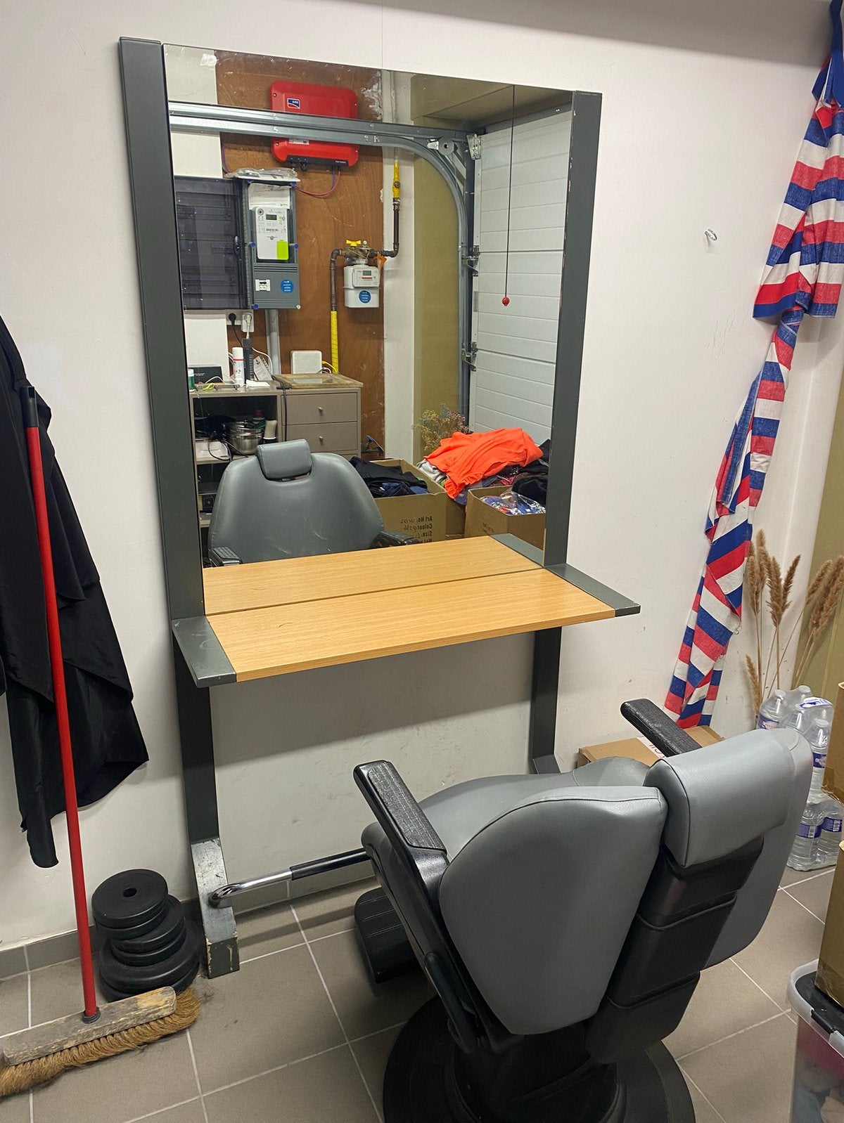 Kaptafel met spiegel, Ophalen, Gebruikt