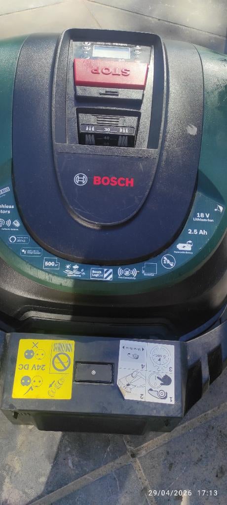 Bosch robotmaaier, Tuin en Terras, Robotmaaiers, Ophalen, Gebruikt, Bosch, Bestuurbaar via app