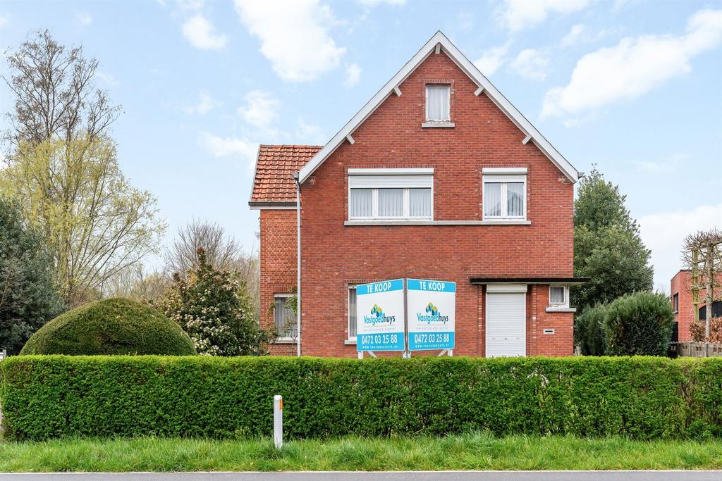 TE RENOVEREN GEZINSWONING OP 8A 95CA TE AVERBODE!, Immo, 500 tot 1000 m², Vrijstaande woning, 3 kamers, 714 kWh/m²/jaar