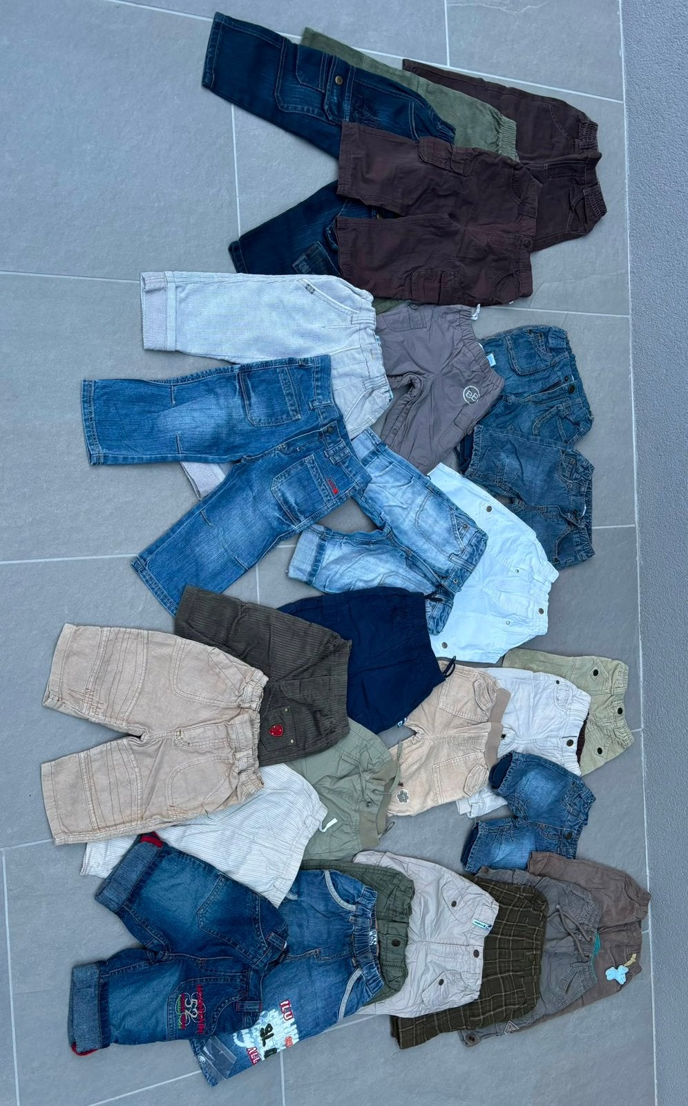Vêtements bébé Jeans, Enlèvement, Comme neuf, Garçon
