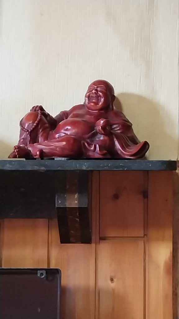 Bouddha, Maison & Meubles, Massif, Comme neuf, Enlèvement, Rouge