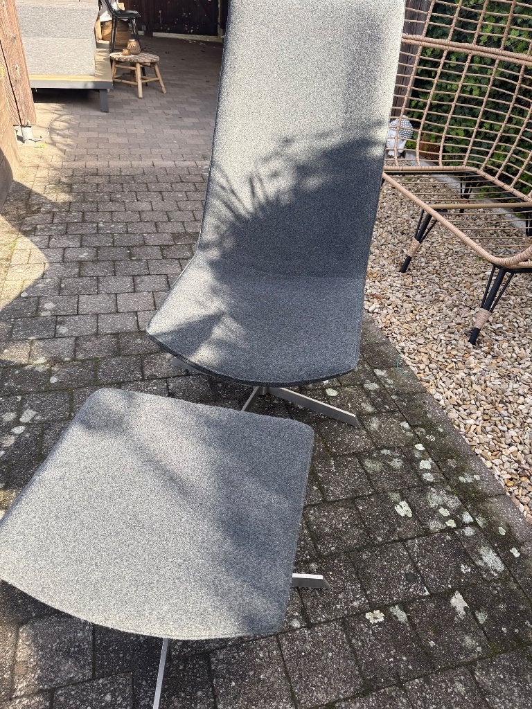 Relaxstoel met voetenbankje, Ophalen