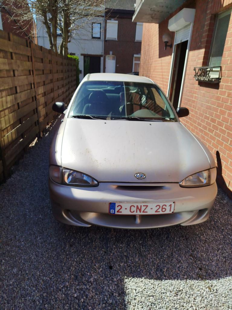 Huyndai 1.2 automatic 125 000km pret a être immatriculé, Achat, Carnet d'entretien, Excel, Automatique