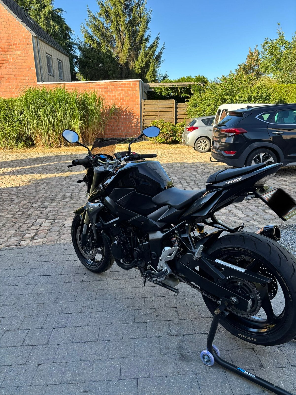 Suzuki gsr750cc, Motoren, Handvatverwarming, 4 cilinders, Motorrijbewijs A, Particulier