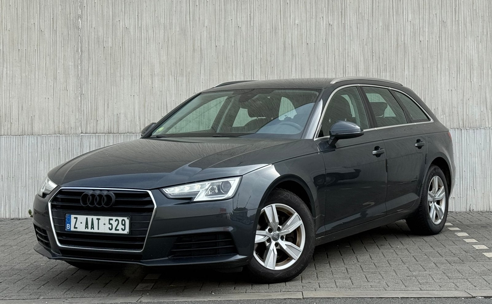 AUDI A4 2.0 TDI ULTRA – ANNÉE 2017 -FULL LED-CUIR-GPS, Autos, Audi, Entreprise, Achat, A4, ABS, Caméra de recul, Phares directionnels