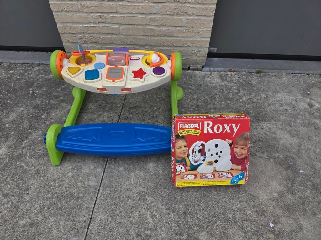 Baby loopstoel + activiteitentafel + Playskool Roxy spel – s, Ophalen, Gebruikt