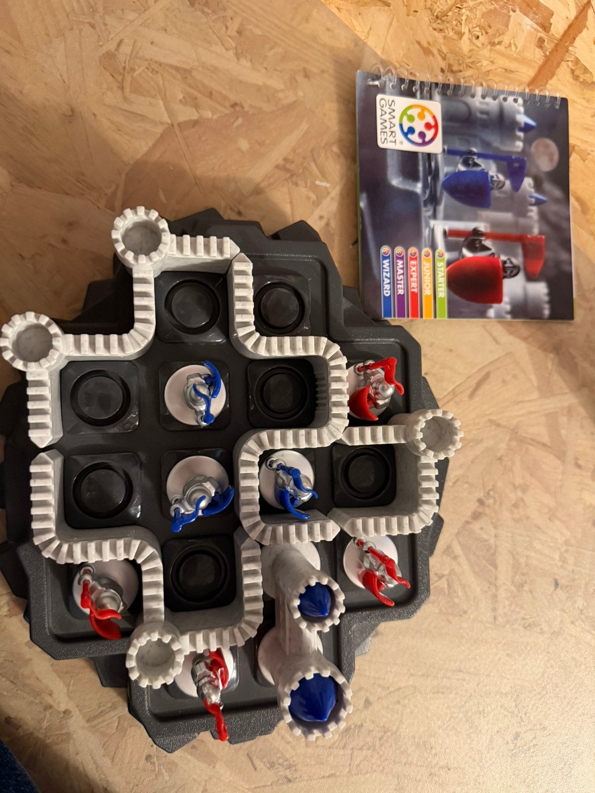 Smart Games Walls and Warriors, Hobby & Loisirs créatifs, Enlèvement ou Envoi, Comme neuf