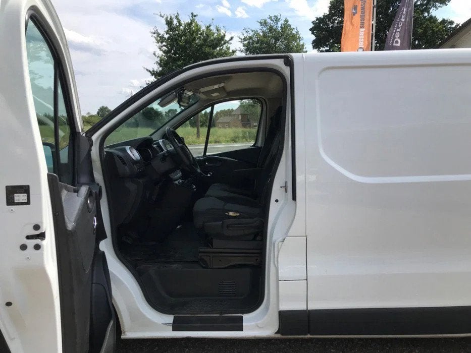 Renault Trafic 1.6 MJ EcoJet Euro 6 L1H1 Airco (bj 2017), Voorwielaandrijving, Stof, Gebruikt, 4 cilinders