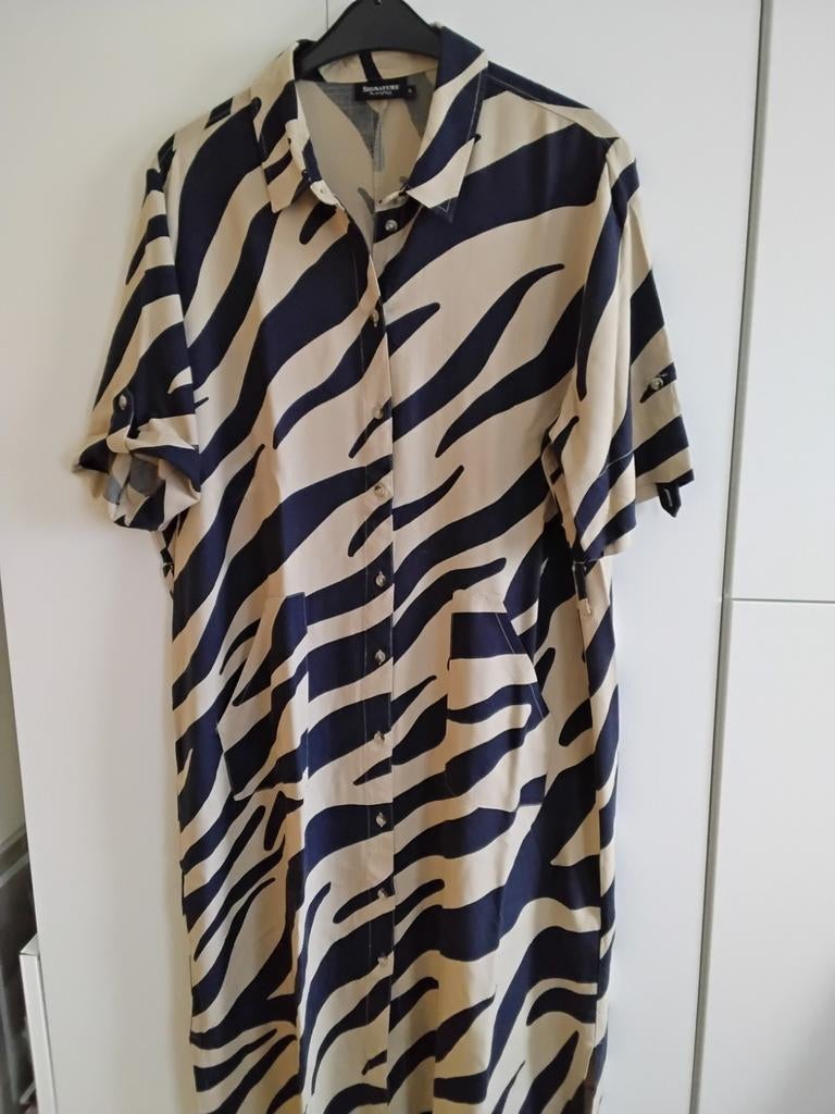 Mooi kleedje met korte mouwen, Kleding | Dames, Jurken, Maat 46/48 (XL) of groter, Blauw, Ophalen