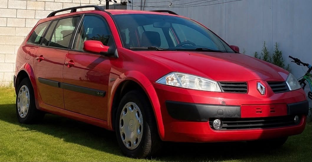 Renault Megane 1.4i benzine met 224.00km erop., Autos, Renault, Rouge, Achat, Entreprise, Boîte manuelle