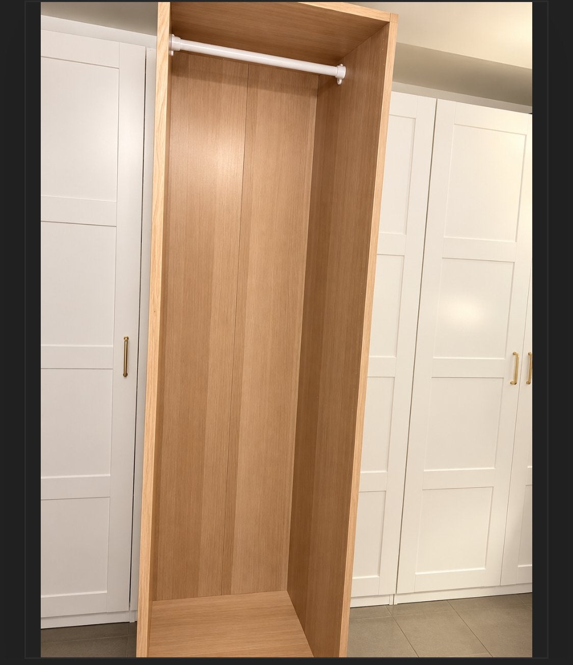 Pax kast, Enlèvement, Comme neuf