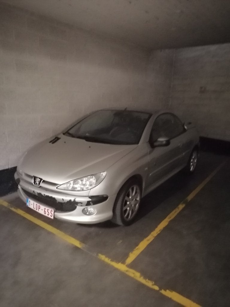 Peugeot 206cc a vendre, Autos, Achat, Boîte manuelle, 1587 cm³, 1100 kg