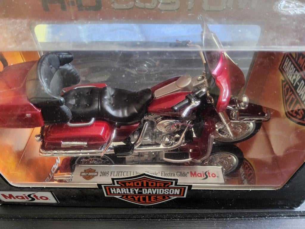 Ultra classic electra glide maisto, Hobby & Loisirs créatifs, Voitures miniatures | 1:24, Enlèvement ou Envoi, Maisto