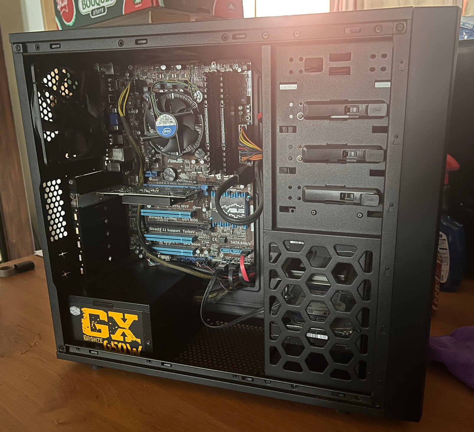 Pc fixe, Comme neuf, SSD, 16 GB, Enlèvement