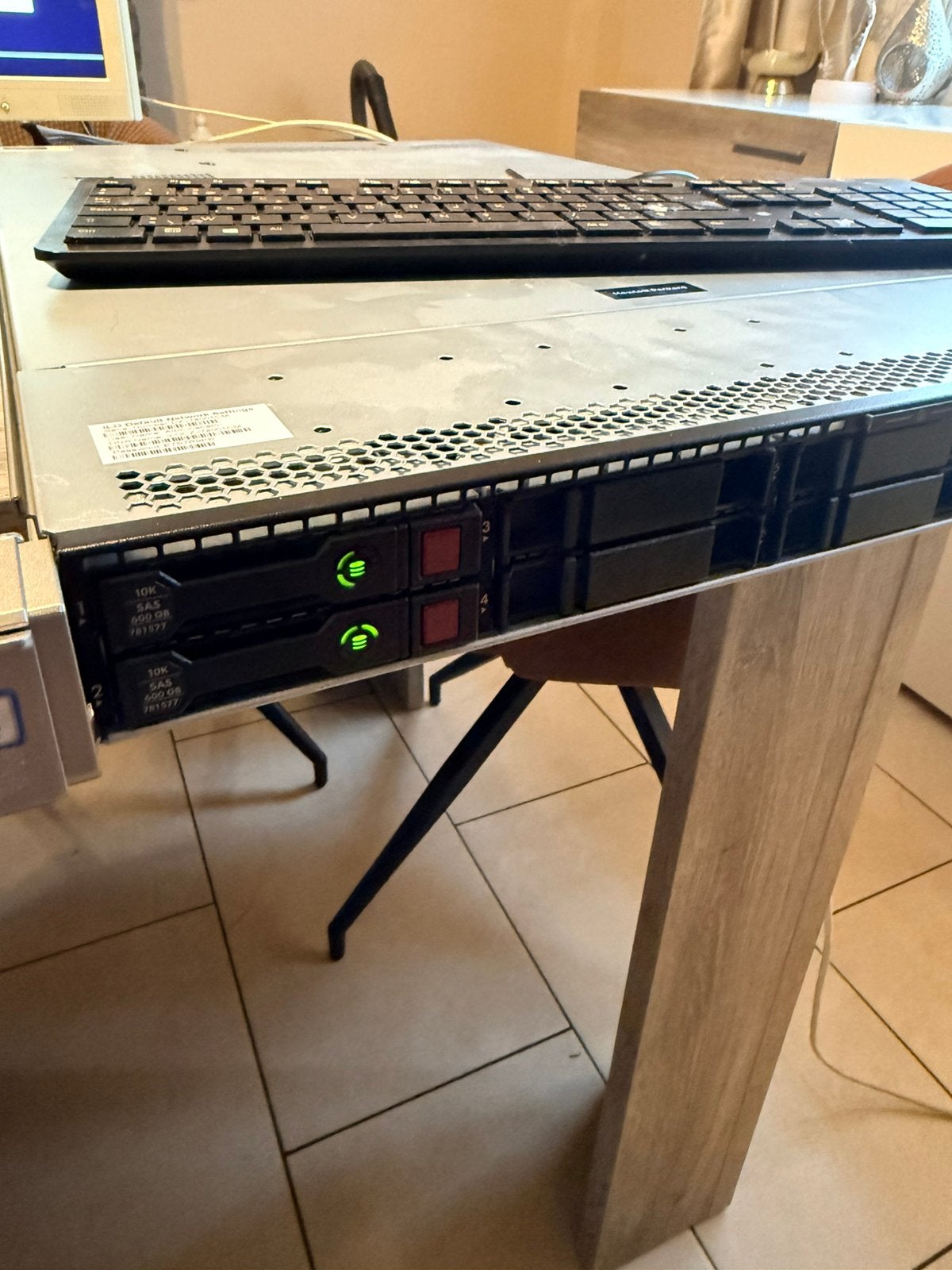 HP ProLiant DL360 Gen9 - 2x Xeon - 16GB RAM - Serveur rack, Informatique & Logiciels, Enlèvement, Composants échangeables à chaud