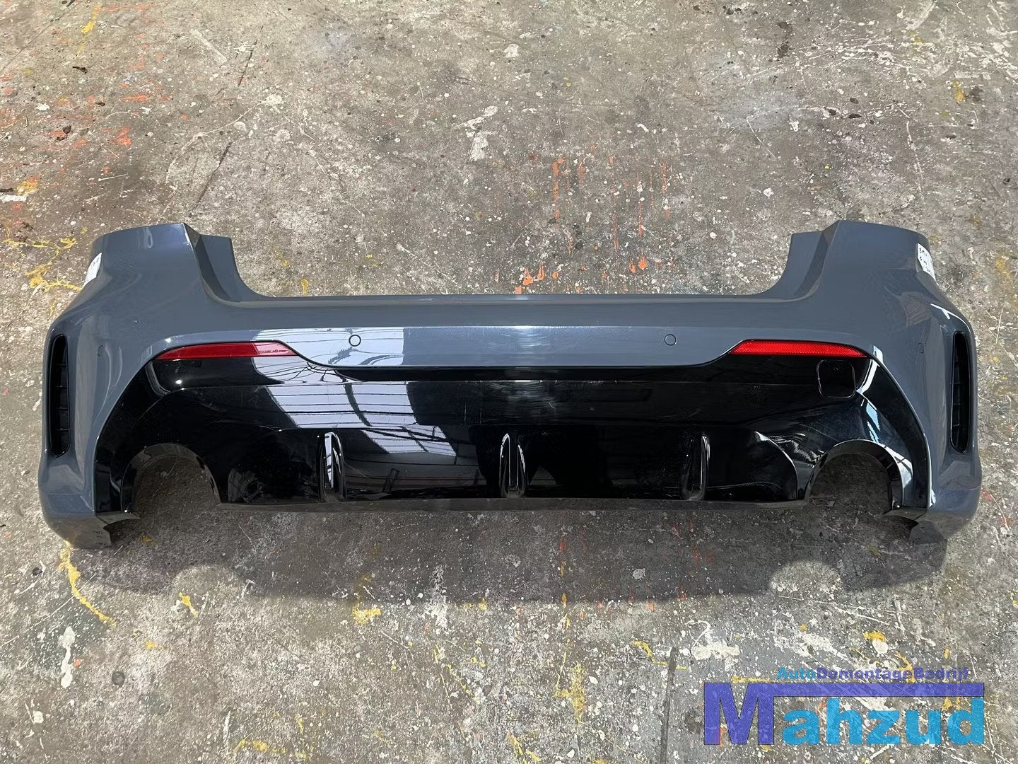BMW 1 SERIE F40 C03N blauw 135i achterbumper 2019+, Petuelring 130
80788  Munich, DE, Arrière, Pare-chocs, Info@bmw.de