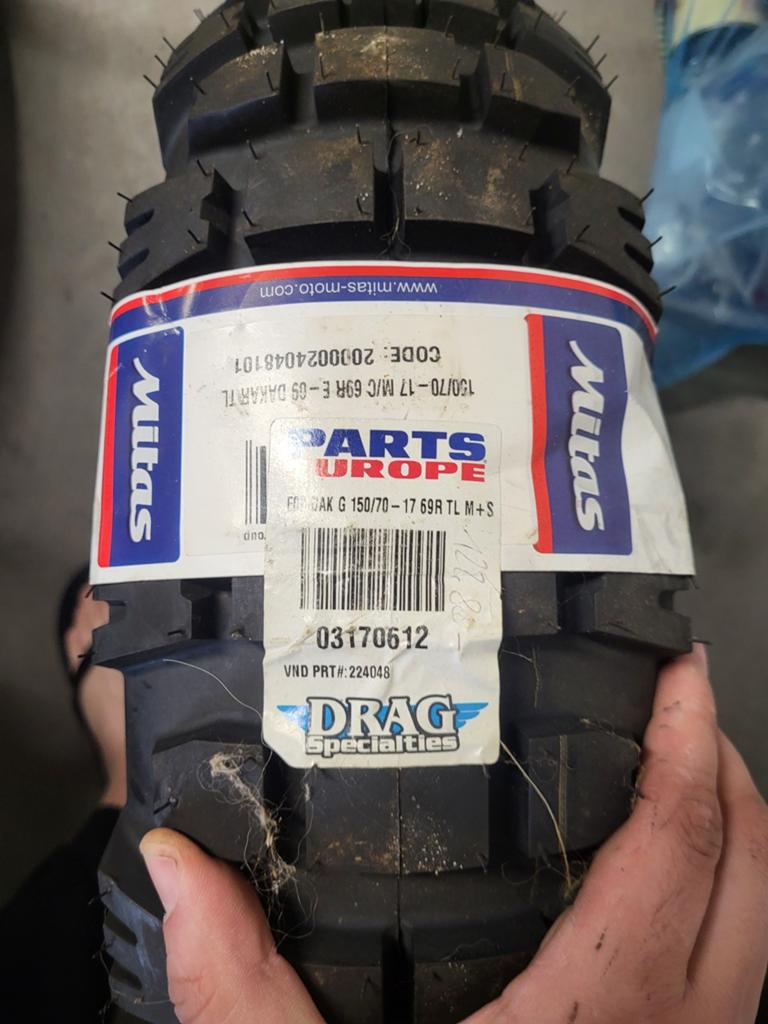 Pneus moto mitas 21p/17p av/ar, Motos, Pièces | Toutes-marques, Enlèvement