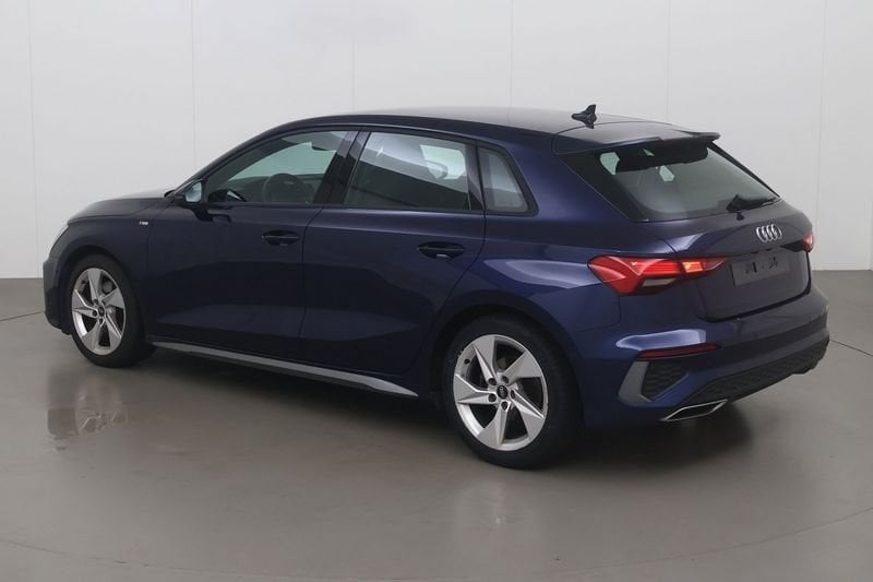 Audi A3 Sportback 35 tfsi s line 150, 1360 kg, Achat, Cruise Control, Entreprise