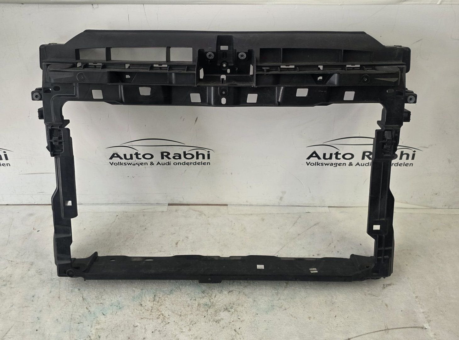 VW Touran 5TA VOORFRONT met sloten 5TA805588C, 5TA805594B, Volkswagen, -, Utilisé, -