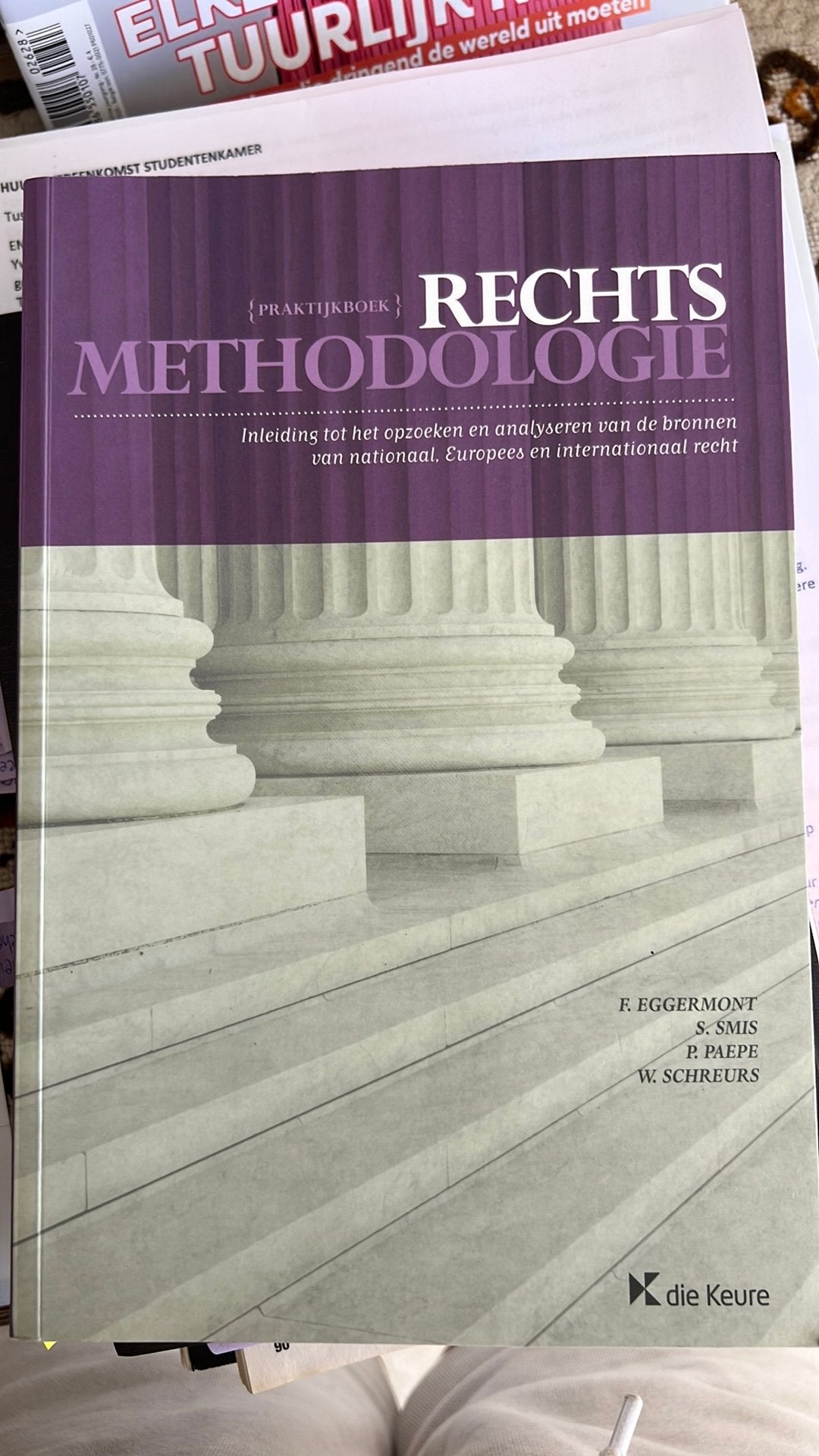 Boek Rechts methodologie, Enlèvement ou Envoi, Comme neuf