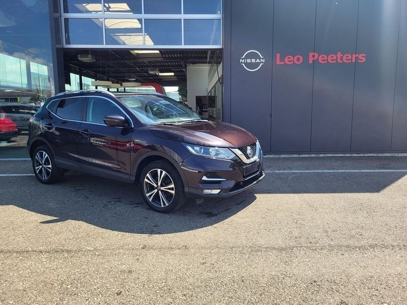 Nissan Qashqai DIG-T N-Connecta, Auto's, Voorwielaandrijving, Stof, Gebruikt, Euro 6