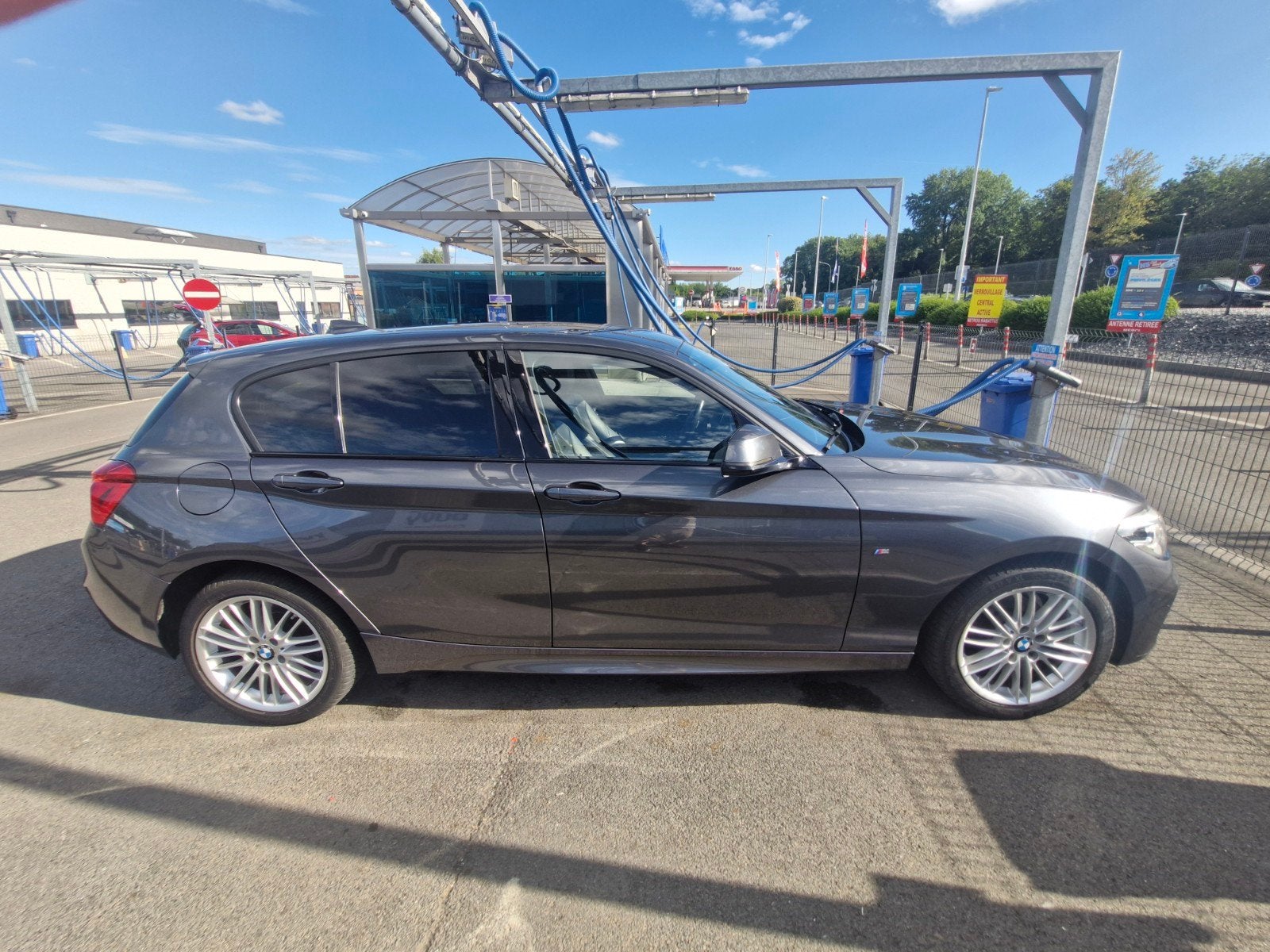 BMW 116d  Ad Blue euro 6 c équipée du pack M état impeccable, Autos, BMW, Particulier, Série 1, Alarme, Ordinateur de bord, Radio