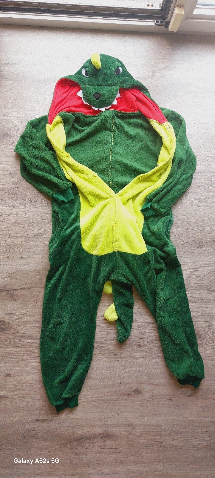 Joli Dino Wansi, Enlèvement ou Envoi, Taille 46 (S) ou plus petite