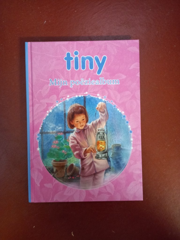 Tiny, Boeken, Ophalen of Verzenden, Zo goed als nieuw