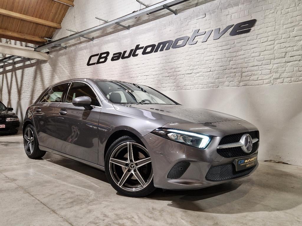 Mercedes A200 met garantie, 4 cilinders, Bedrijf, 5 zetels, 5 deurs