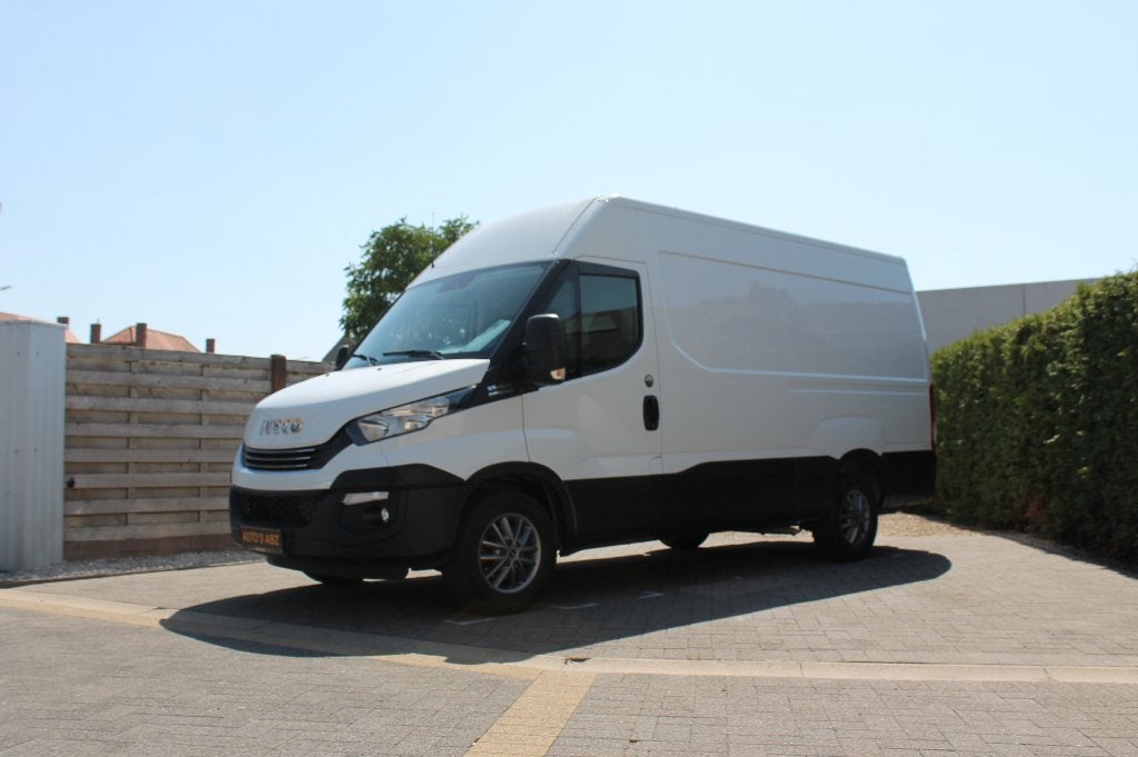Iveco 35-180 Hi Matic (automaat), Auto's, Bestelwagens en Lichte vracht, Automaat, 4 deurs, Stof, Iveco