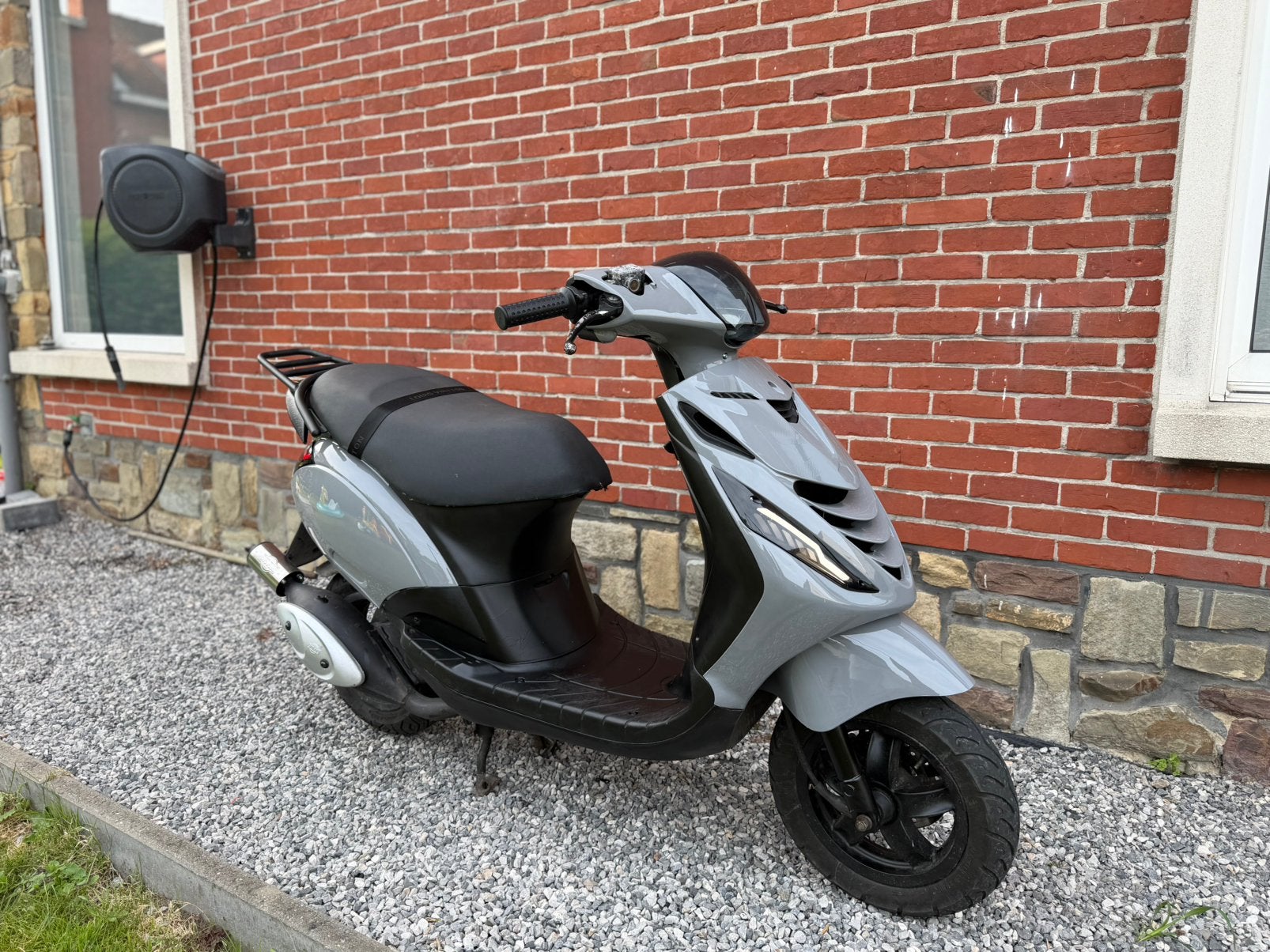 Piaggio Zip | A-klasse - 2takt | 70cc Airsal - Goede staat, Fietsen en Brommers, Ophalen, Zip