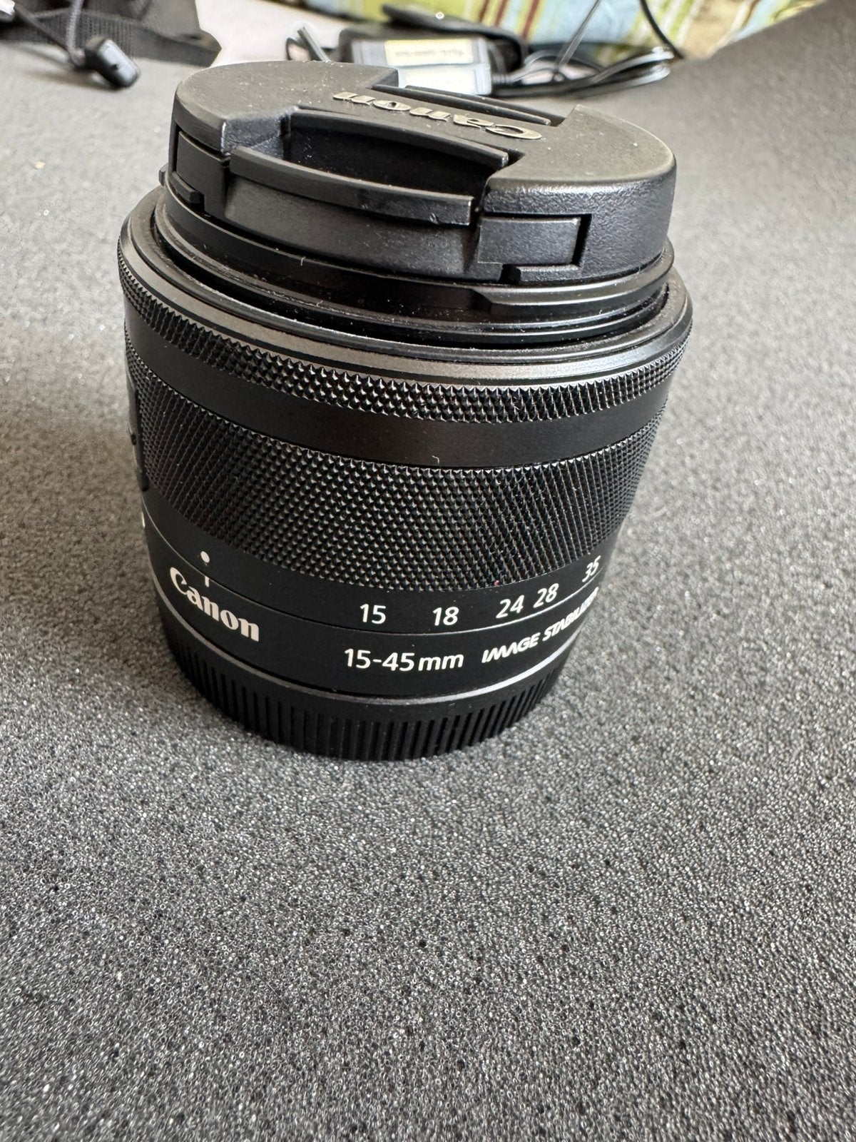 objectif Canon EF-M 15-45 mm, 45 mm, Lentille standard, Stabilisation d'image, Utilisé