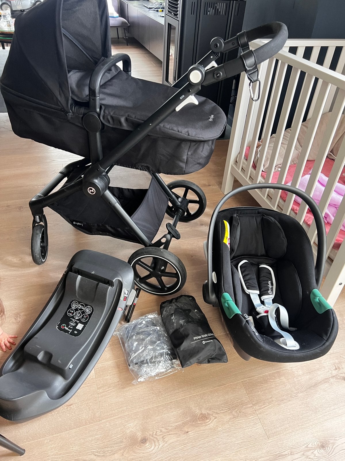 Cybex eos black set met cybex base!!!, Enlèvement, Comme neuf