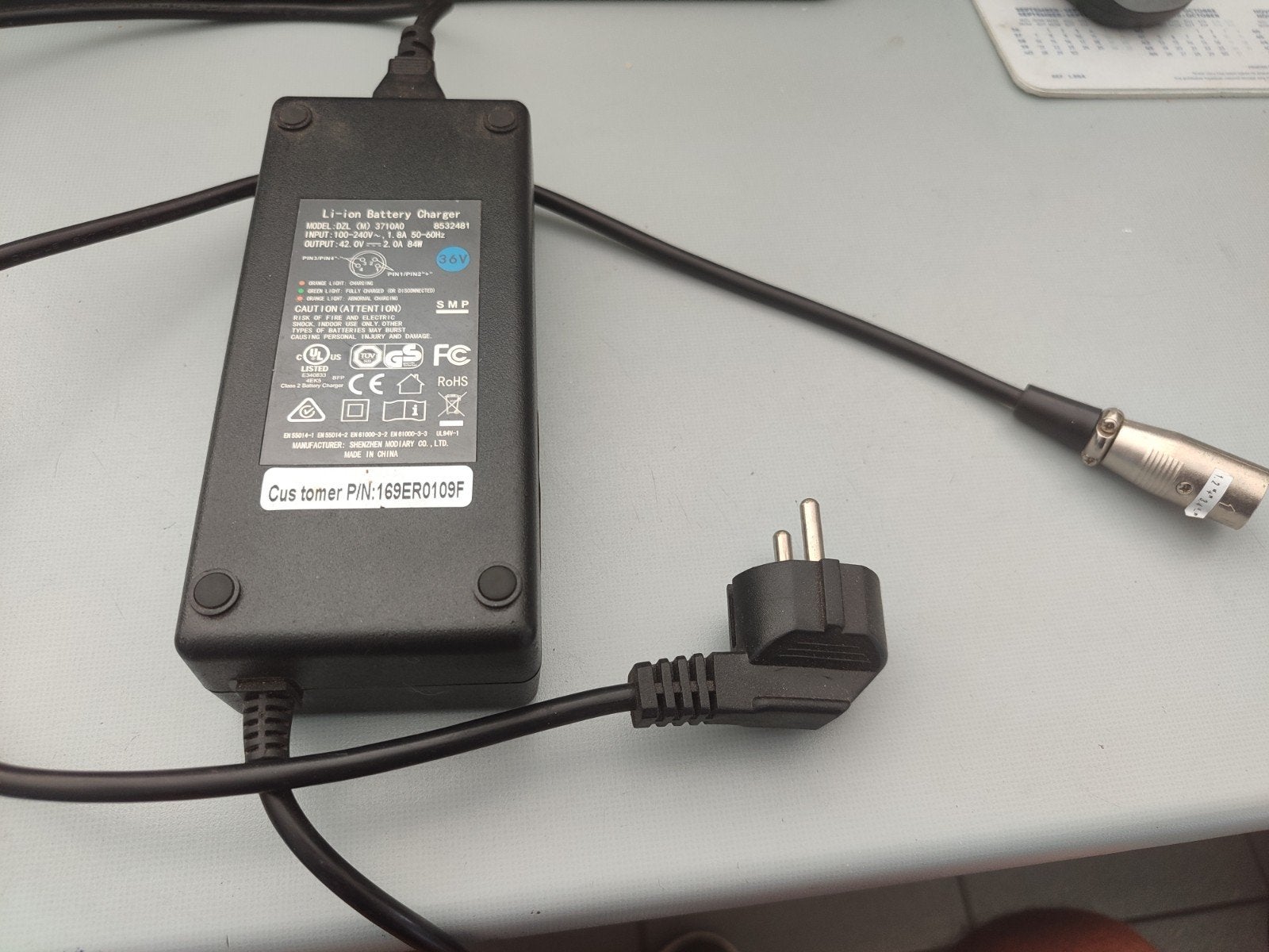 Snellader voor batterij van electrische fiets, Ophalen