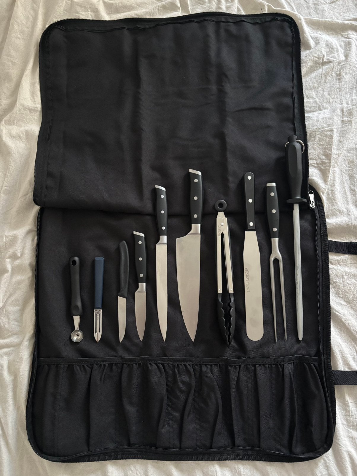 Set de couteaux en très bon état, Envoi