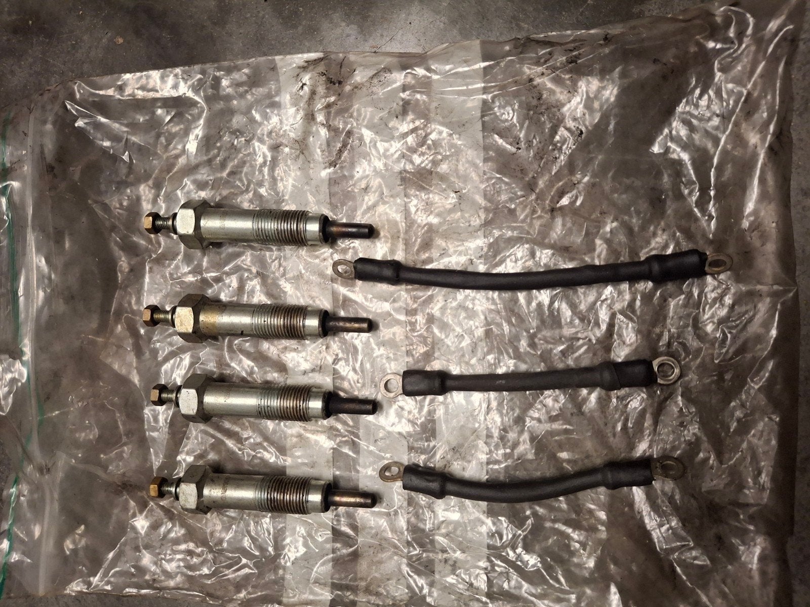 4 bougies de préchauffage pour moteur Ferguson 35 standard, Articles professionnels, Enlèvement ou Envoi