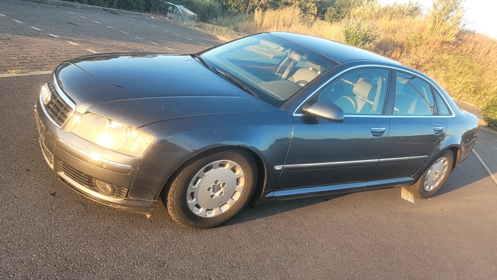 AUDI A8+2004+3.0TDI QUATRO+AUTOMATIQUE +FULL OPTION À 2499EU, Autos, Audi, Cuir, Achat, 2997 cm³, Entreprise