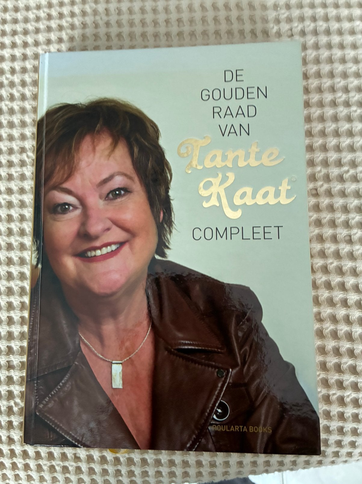 Boek: de gouden raad van tante Kaat, Ophalen of Verzenden, Zo goed als nieuw
