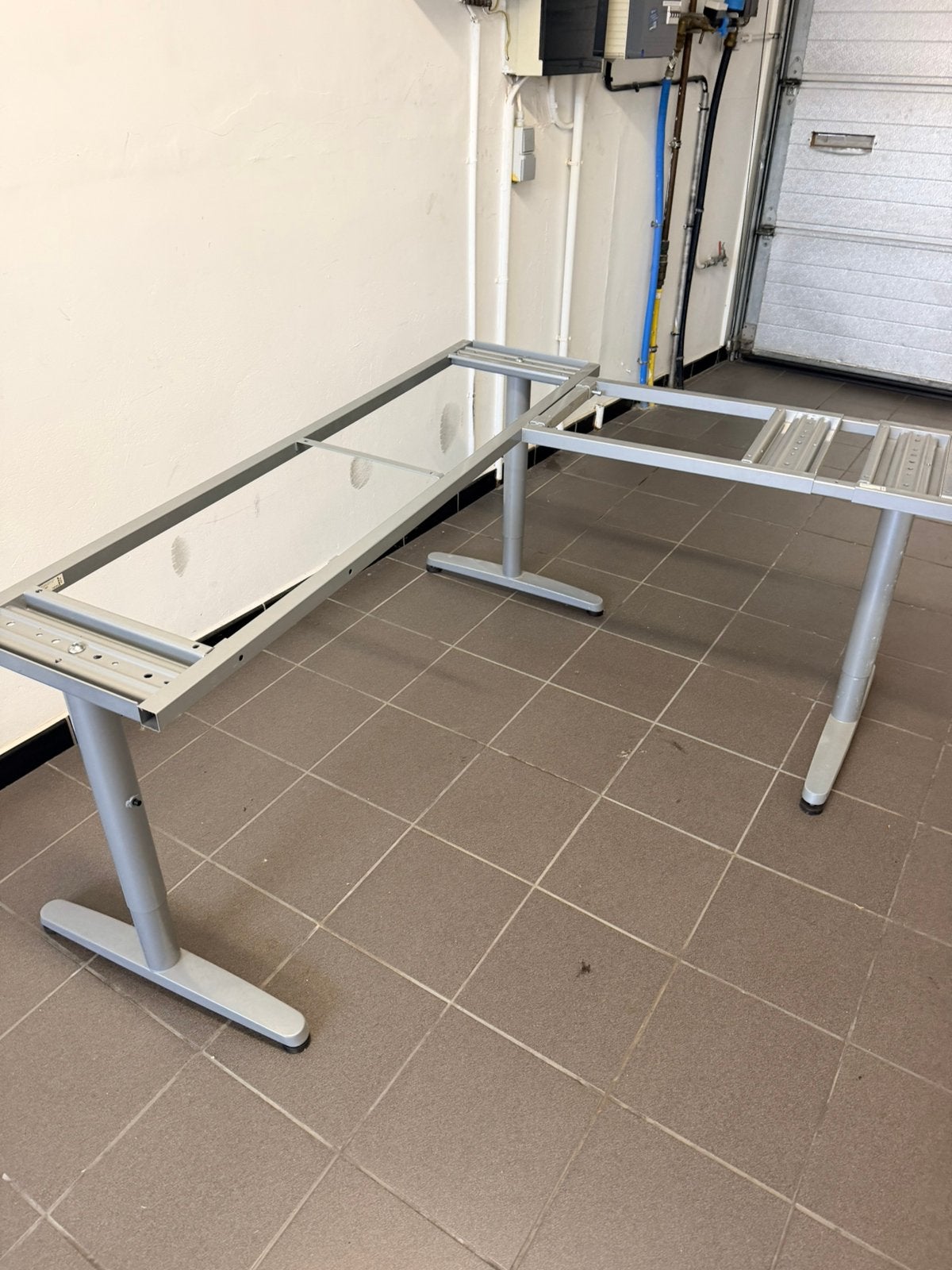 Cadre de bureau/table de travail, Métal, Enlèvement, Utilisé, IKEA