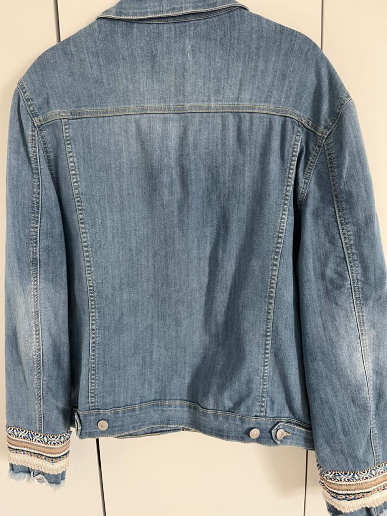 Dames jeans jas maat 44 in Beveren-Leie 3,00€, Kleding | Dames, Ophalen, Zo goed als nieuw, Maat 42/44 (L)