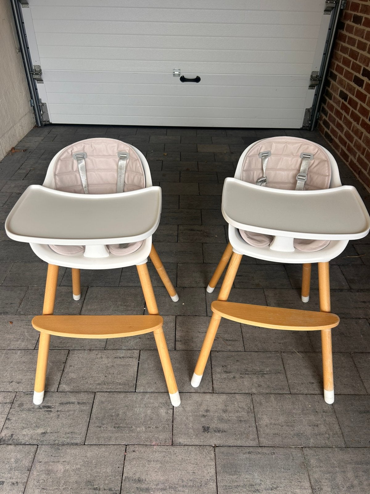 Eetstoel Qute, Kinderen en Baby's, Kinderstoelen, Ophalen, Zo goed als nieuw