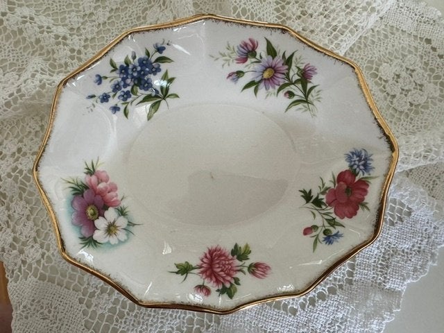 Bonbonnière de la fleur du mois de Royal Albert, Enlèvement ou Envoi, Comme neuf, Balance ou Balances, Autres styles