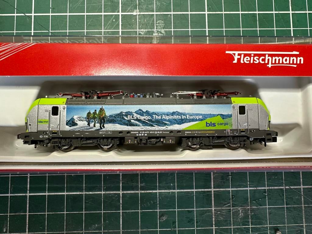 Fleischmann Re 475 BLS Cargo met geluid, Hobby en Vrije tijd, Ophalen of Verzenden, Zo goed als nieuw, Fleischmann