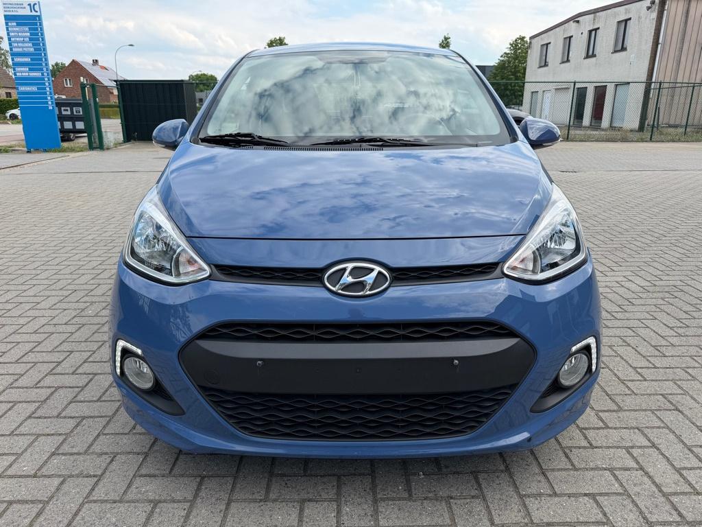 Hyundai I10 benzine Automaat, Auto's, Hyundai, Automaat, Euro 6, Blauw, Bedrijf