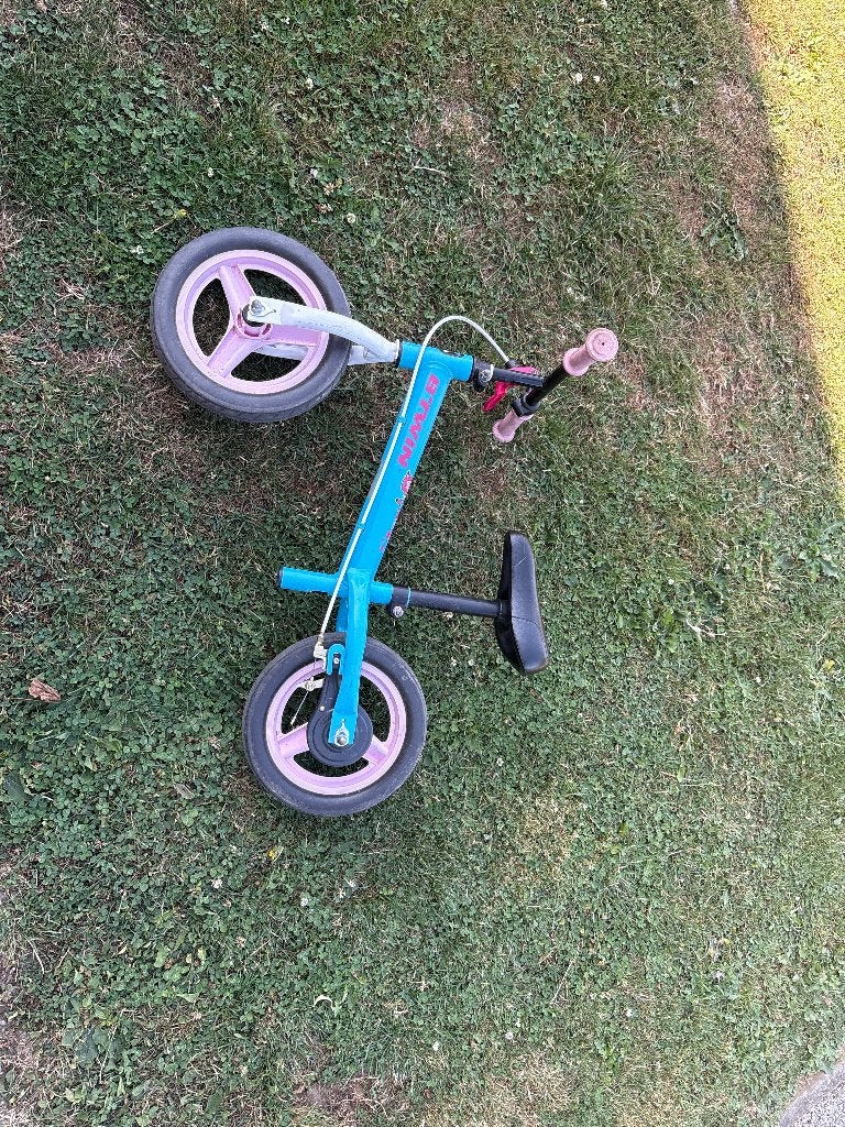 Loopfiets roze, Ophalen, Gebruikt, Loopfiets
