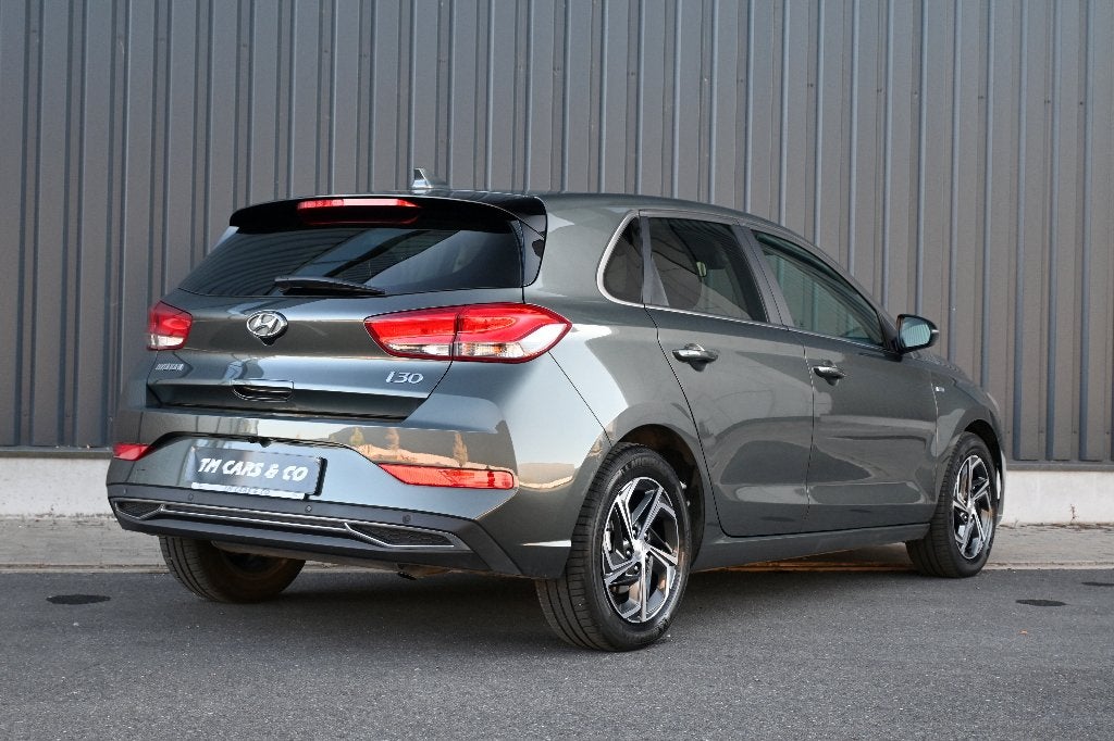 Hyundai i30 1.0T-gdi Hybrid Autom, Cam GPS, Keyless, Carplay, Auto's, Hyundai, Dealer onderhouden, Stof, Bedrijf, 5 zetels