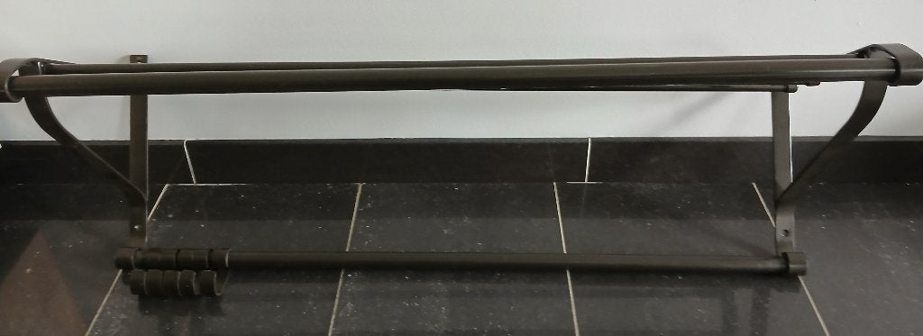 Metalen kleerhanger, Enlèvement, Utilisé, Métal, Portemanteau mural