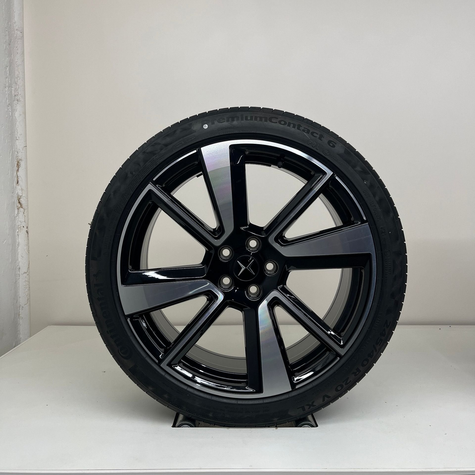 Polestar 2 - 20 inch - zomerbanden, Auto-onderdelen, Banden en Velgen, Banden en Velgen, Ophalen of Verzenden, Personenwagen, 20 inch
